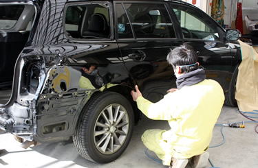 修理・鈑金塗装 | MKエムケイ自動車｜指定民間車検工場